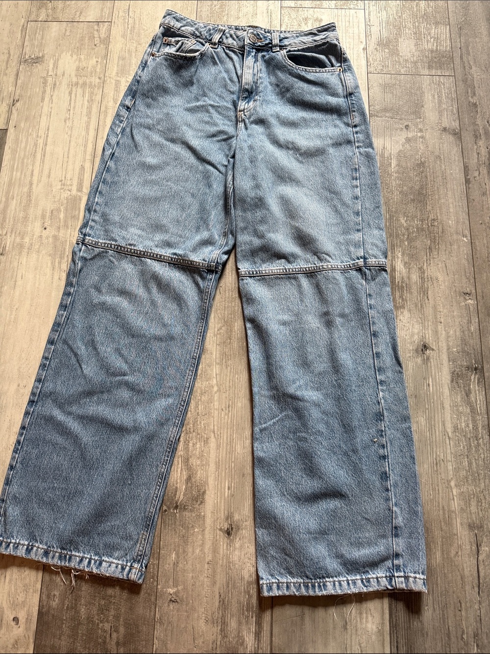 Garage Wide Leg Jean Size 28